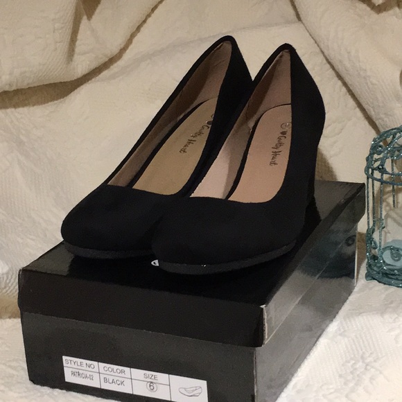 NWB Trendy Black Fabric Platform Heels Shoes 6 - Picture 8 of 8